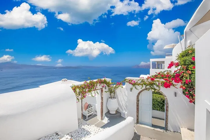 Ocean and mountain views