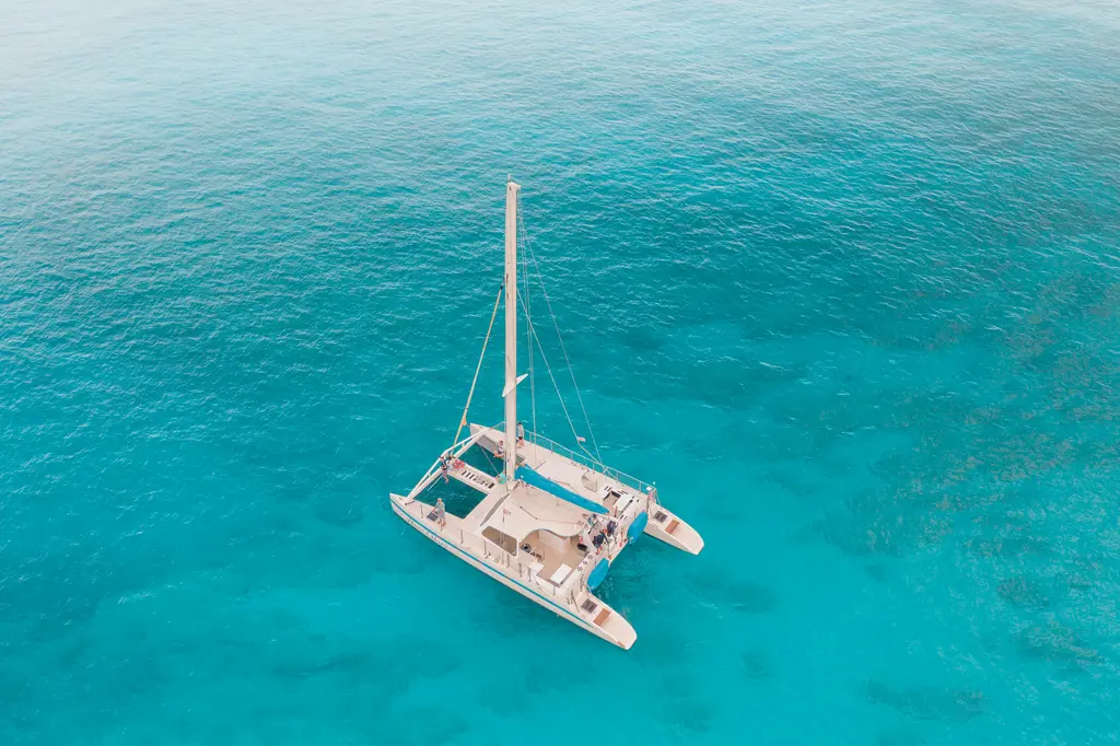 Catamaran & Water Tours
